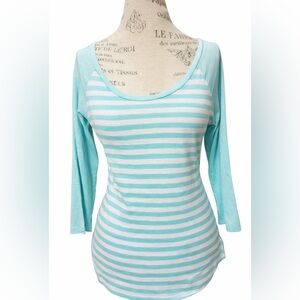 Columbia Striped Baseball Tee Scoop Neck 3/4 Sleeve Top Size Small S